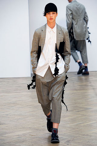 Comme des Garcons / - 2010